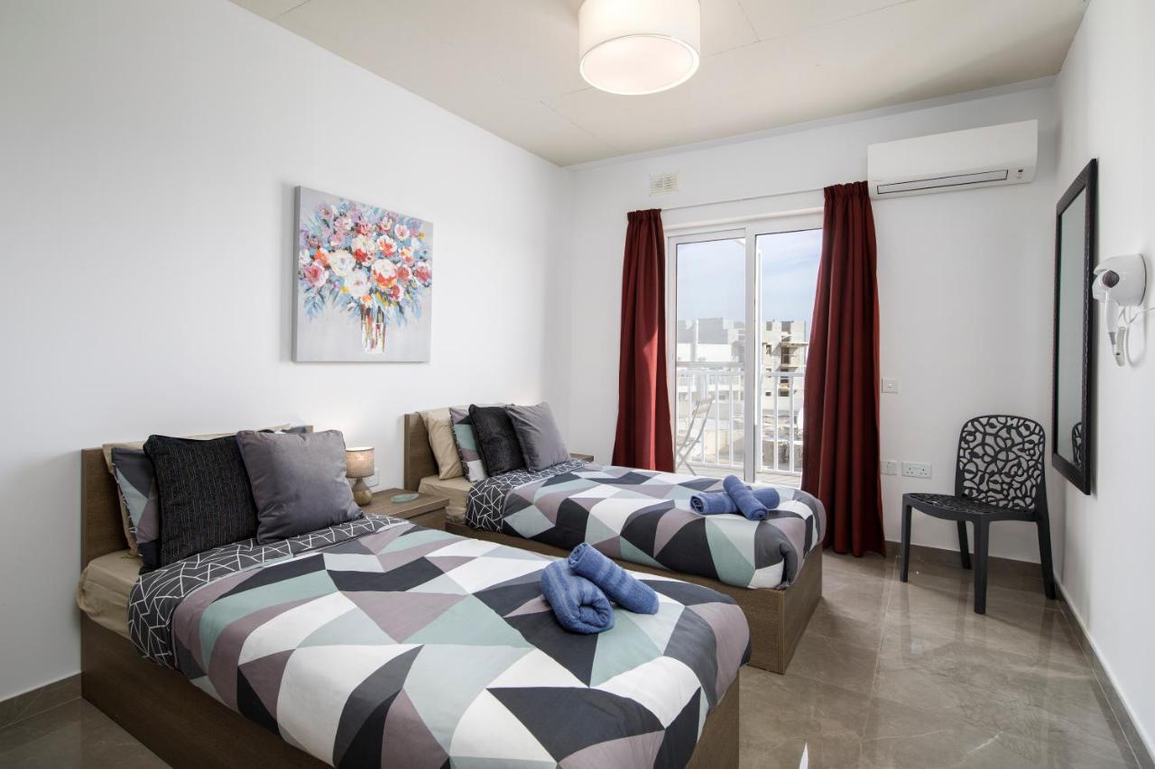Hilltop Apartments - Stylish Comfort Living Close To The Sea, Bugibba St. Paul's Bay Exterior foto