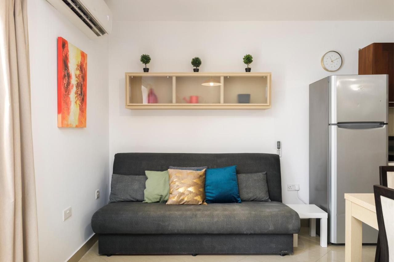 Hilltop Apartments - Stylish Comfort Living Close To The Sea, Bugibba St. Paul's Bay Exterior foto
