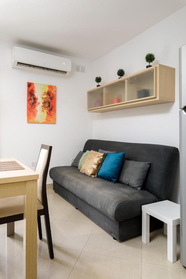 Hilltop Apartments - Stylish Comfort Living Close To The Sea, Bugibba St. Paul's Bay Exterior foto